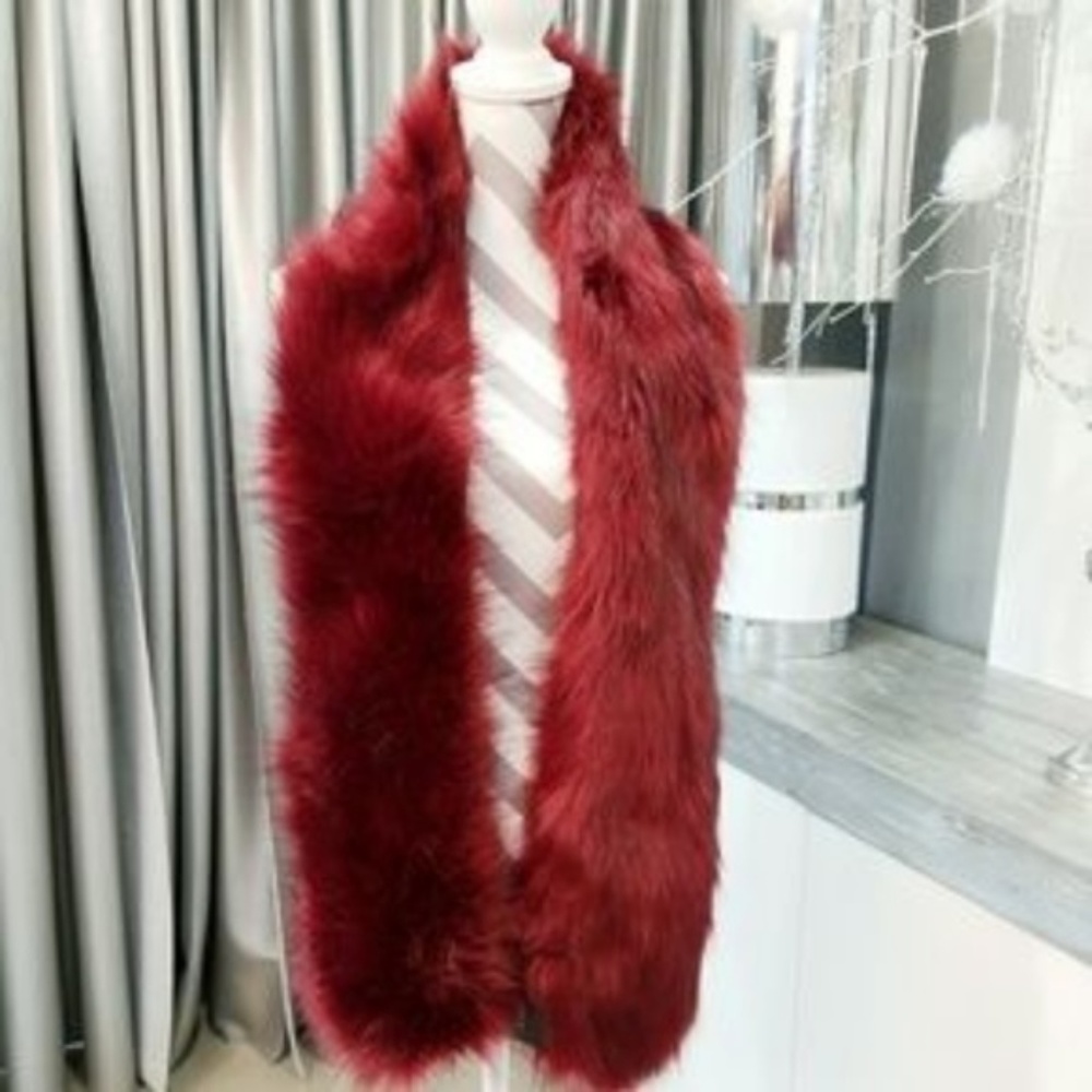 GLAM DOLLZ Burgundy Faux Fur Scarf - Picture 4 of 6
